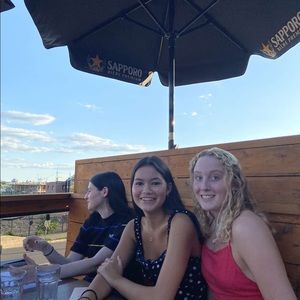 Meet your Posher, Sara